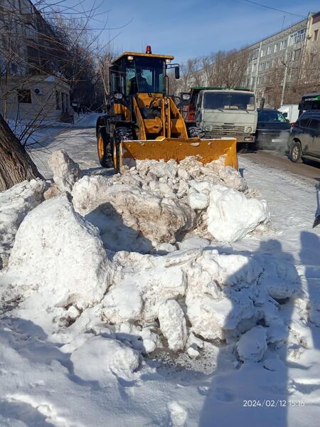 Почти 37 тысяч кубометров снега вывезли за день из столицы