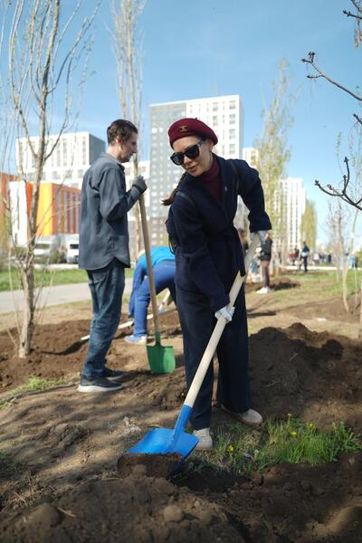 Актёры, музыканты и библиотекари объединились для чистоты столицы