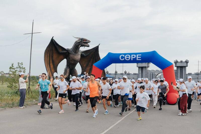 В Астане накануне Дня медицинского работника состоялся забег «Walk the Talk»