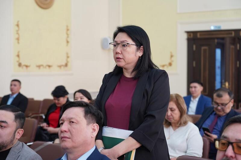 Актуальные вопросы здравоохранения обсудили в Акмолинской области