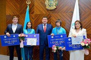 Аким области отметил призеров Сурдлимпийских игр