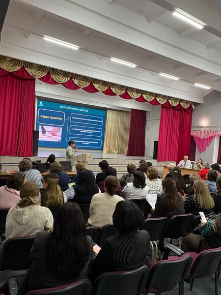 В Школе-центре дополнительного образования №19 прошло обучение по проведению внутреннего анализа коррупционных рисков (ВАКР)