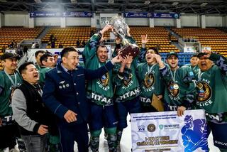 Команда «Титан» из ВКО стала трехкратным чемпионом республиканского турнира по хоккею