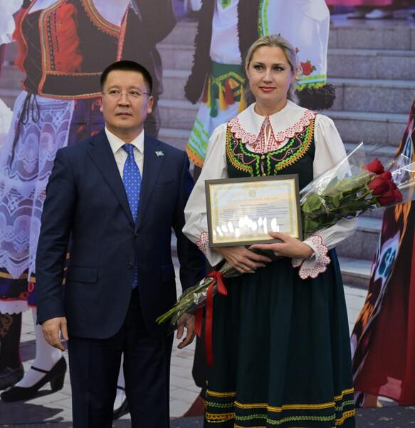 В рамках празднования 30-летия Ассамблеи народа Казахстана, в Доме дружбы состоялся этнофорум «Казахстан-страна единства» с участием акима области Асаина Байханова