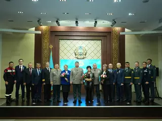 В МЧС прошло торжественное собрание в честь Дня спасателя