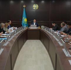 Аким области Асаин Байханов провел совещание о мерах по обеспечению устойчивой занятости в области