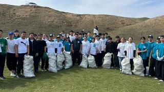 «Таза жағалау»: волонтёры Карагандинской области очищают берега Нуры и меняют отношение к экологии