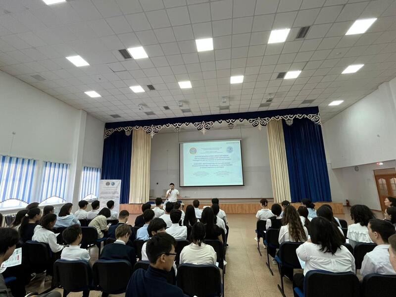 Столичные школьники обсудили, как бороться с наркоманией в подростковой среде