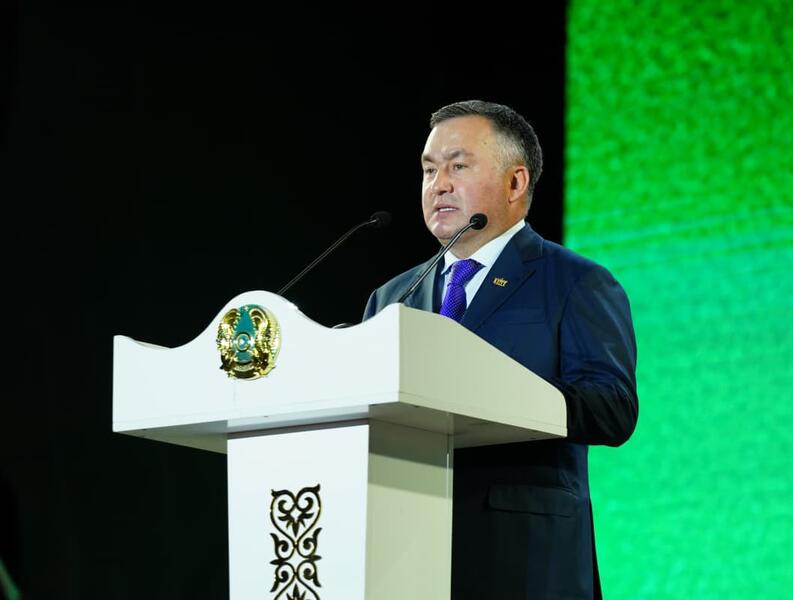 ГРЕБНОЙ КАНАЛ, НЕ ИМЕЮЩИЙ АНАЛОГОВ В ЦЕНТРАЛЬНОЙ АЗИИ, ОТКРЫЛСЯ В ТУРКЕСТАНЕ