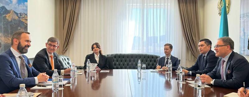 Казахстанско-нидерландское сотрудничество обсудили в Астане