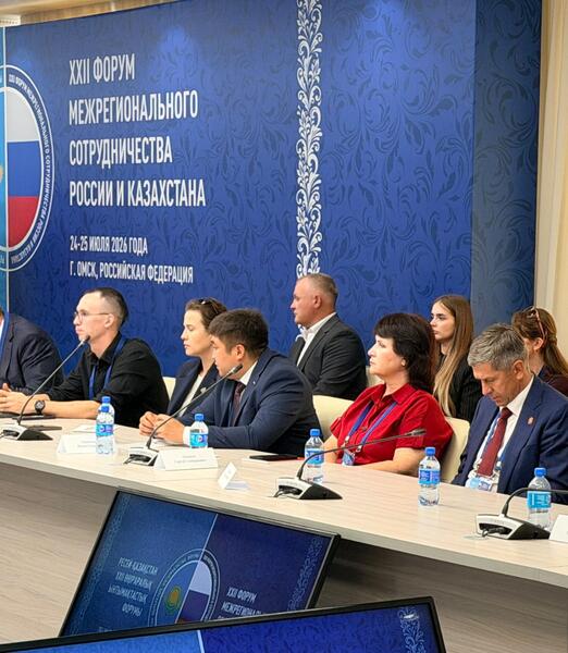 Аким Павлодарской области Асаин Байханов представил транспортно-логистический потенциал региона на Форуме межрегионального сотрудничества Казахстана и России