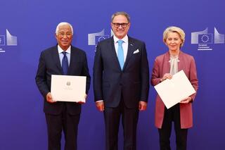 Посол Казахстана вручил верительные грамоты лидерам Европейского союза