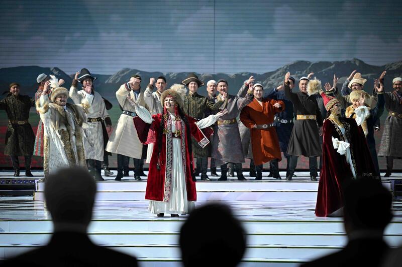 Президент посетил концерт по случаю праздника Наурыз