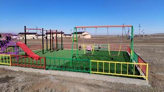 В селе Кокпекты Бухар-Жырауского района установили новую детскую игровую площадку