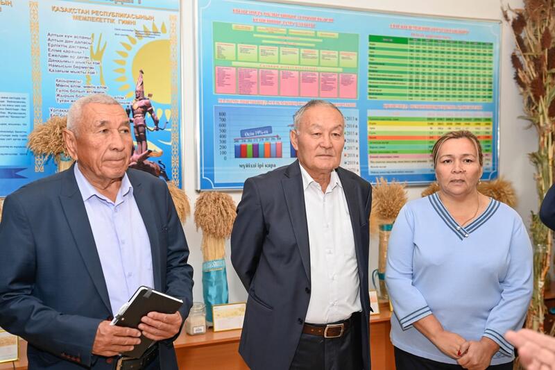 Министр сельского хозяйства ознакомился с работой института рисоводства