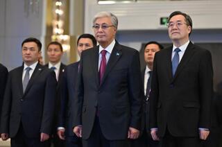 Глава государства в режиме онлайн принял участие в церемонии открытия завода по производству компонентов для ветроэнергетики в Жамбылской области