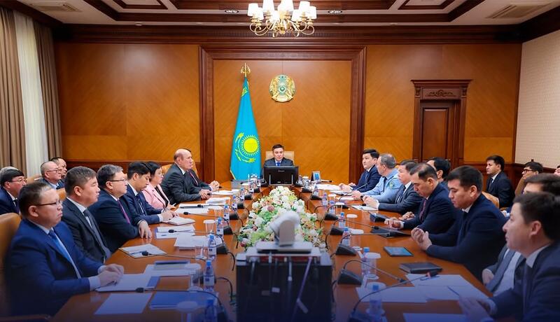АППАРАТНОЕ СОВЕЩАНИЕ: ОБСУДИЛИ АКТУАЛЬНЫЕ ВОПРОСЫ