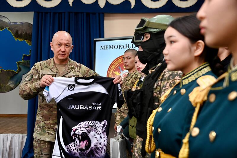 Силы специальных операций и столичная школа заключили меморандум о сотрудничестве