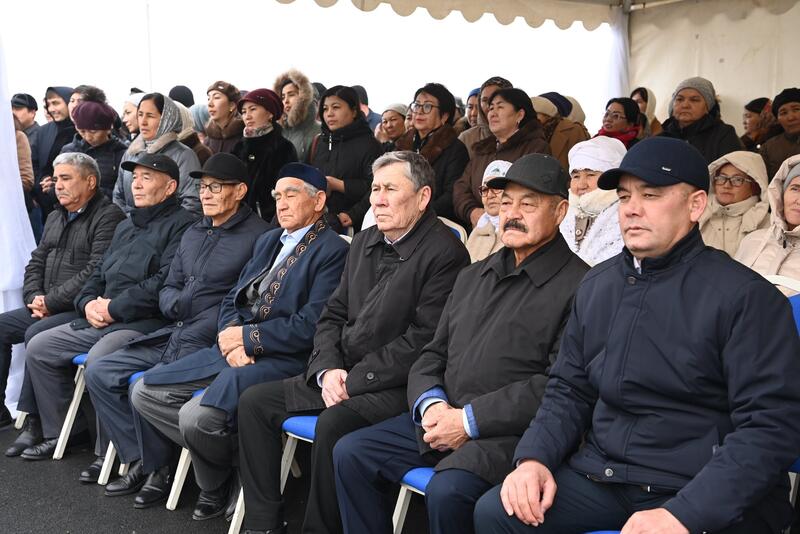 Открылся придорожный сервисный комплекс