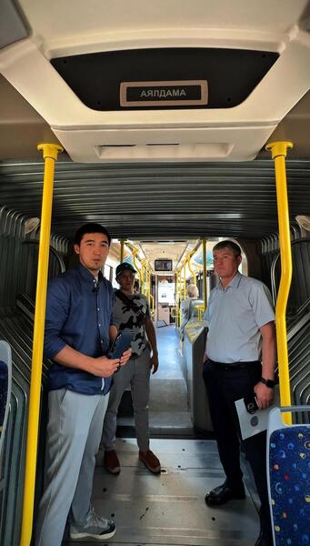 «Таза Қазақстан»: столичные спортсмены провели челлендж «Один день без автомобилей»