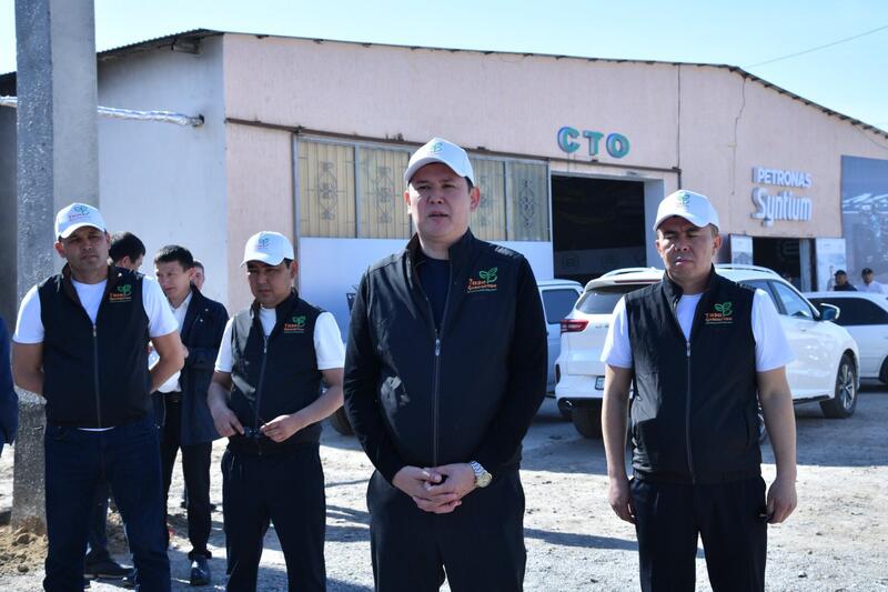 ТУРКЕСТАН: В ОТЫРАРЕ В РАМКАХ АКЦИИ «МӨЛДІР БҰЛАҚ» ОЧИЩЕНЫ БЕРЕГА КАНАЛА