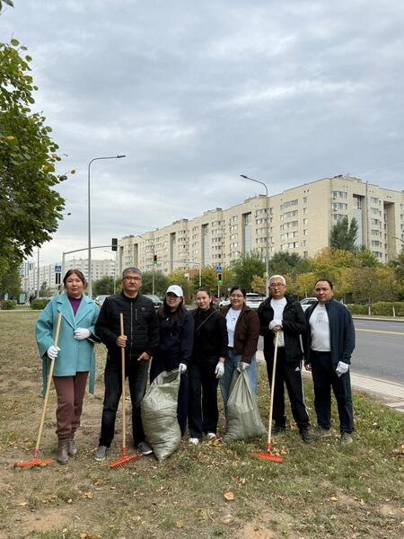 Сотрудники МСХ РК приняли участие в экологической инициативе «Таза Қазақстан»