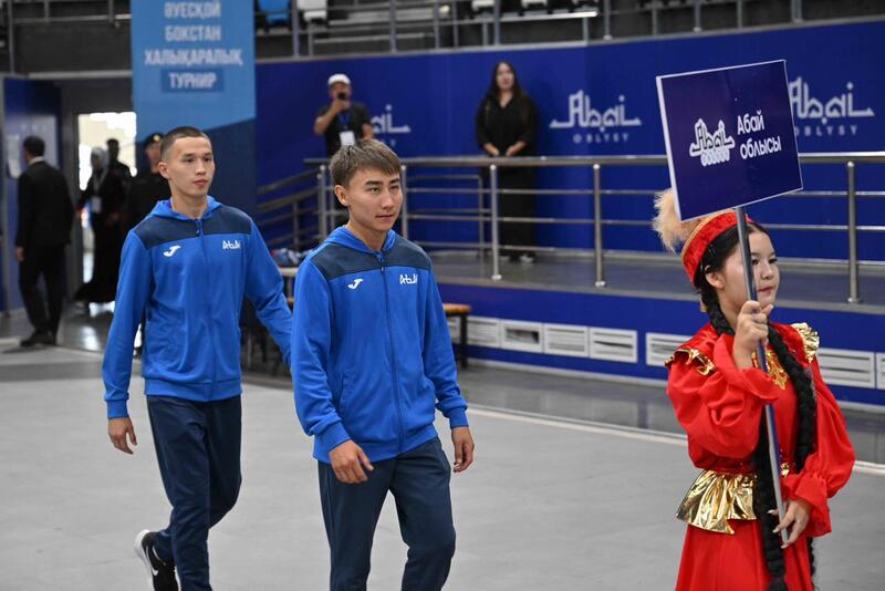 Рассмотрены вопросы реализации государственной молодежной политики и развития массового спорта в регионе