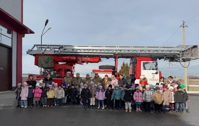 Формируя культуру безопасности: спасатели МЧС проводят уроки и дни открытых дверей