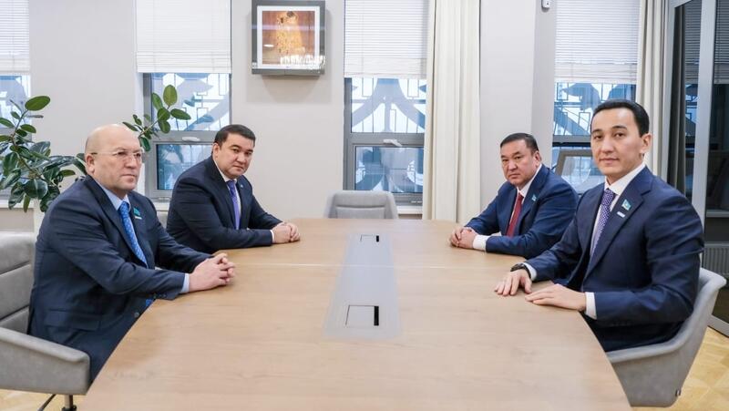 НУРАЛХАН КУШЕРОВ ВСТРЕТИЛСЯ С ДЕПУТАТАМИ МАЖИЛИСА И ПРЕЗЕНТОВАЛ РАБОТУ ПО РАЗВИТИЮ РЕГИОНА