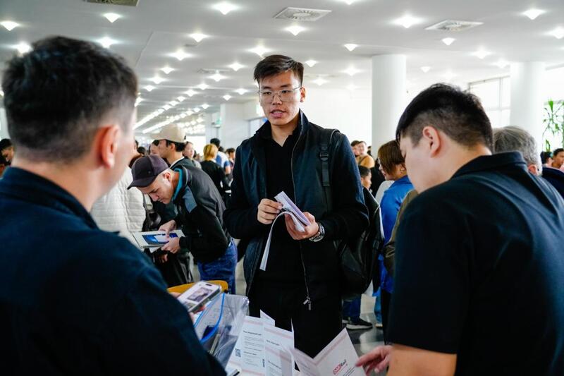 «Жастарға жұмыс»: на ярмарке в Астане было представлено более 1000 вакансий