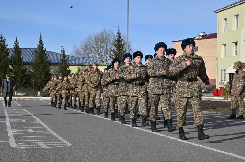Курсанты военной кафедры на практике осваивают основы военно-учетной специальности