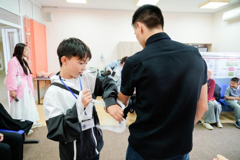 На станции скорой помощи Астаны прошел урок безопасности для детей