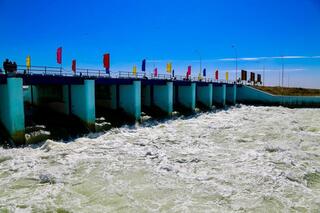 Продолжается работы по восстановлению Кокаральской плотины