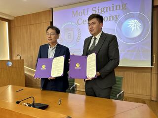 Научная монография Buketov University представлена в Сеуле