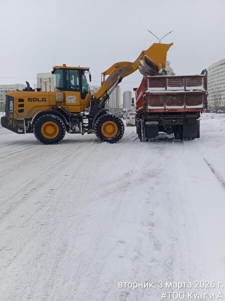 В Астане на снегоуборочные работы вывели более 1,7 тыс. единиц спецтехники