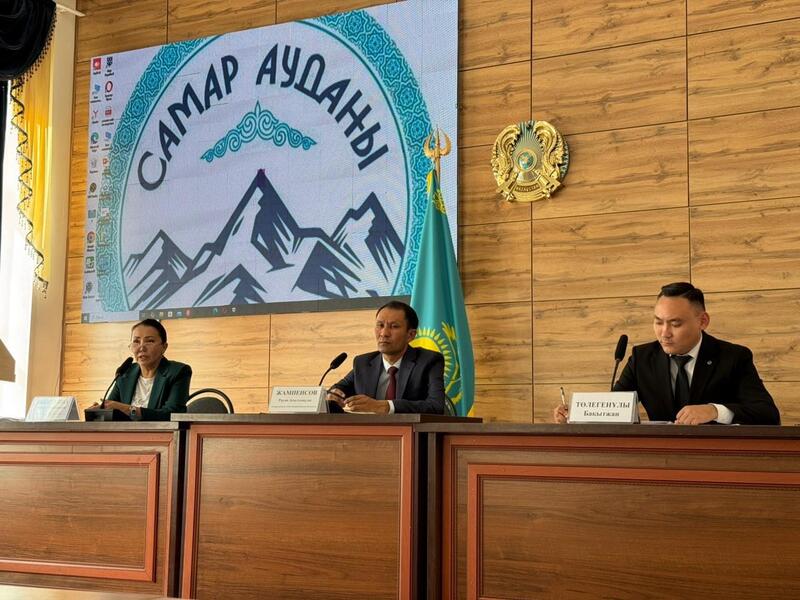 В Самарском районе проведена встреча с государственными служащими по вопросам этики и дисциплины