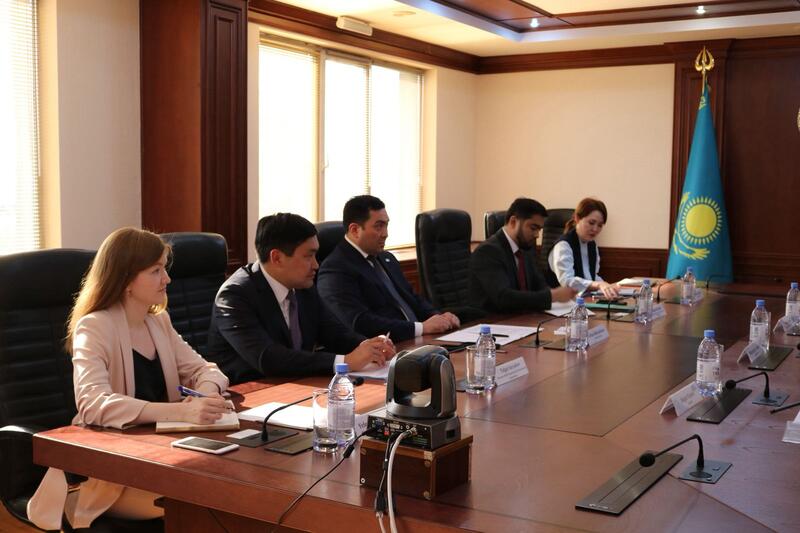Министр энергетики РК Е.К. Аккенженов обсудил с главой IRENA перспективы сотрудничества в области ВИЭ
