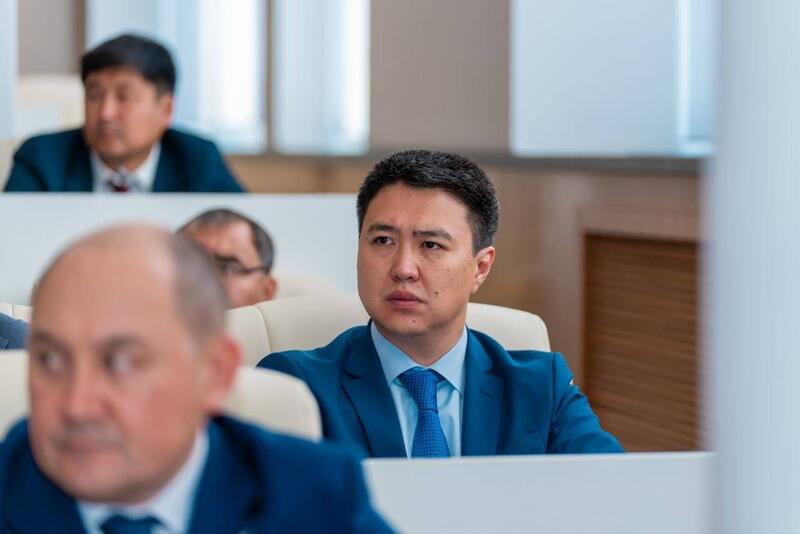 В ВКО на заседании акимата рассмотрели вопросы сдерживания инфляции, занятости населения и благоустройства мест отдыха