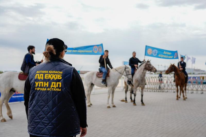 Антинаркотическую акцию провели на турнире по скачкам в Астане