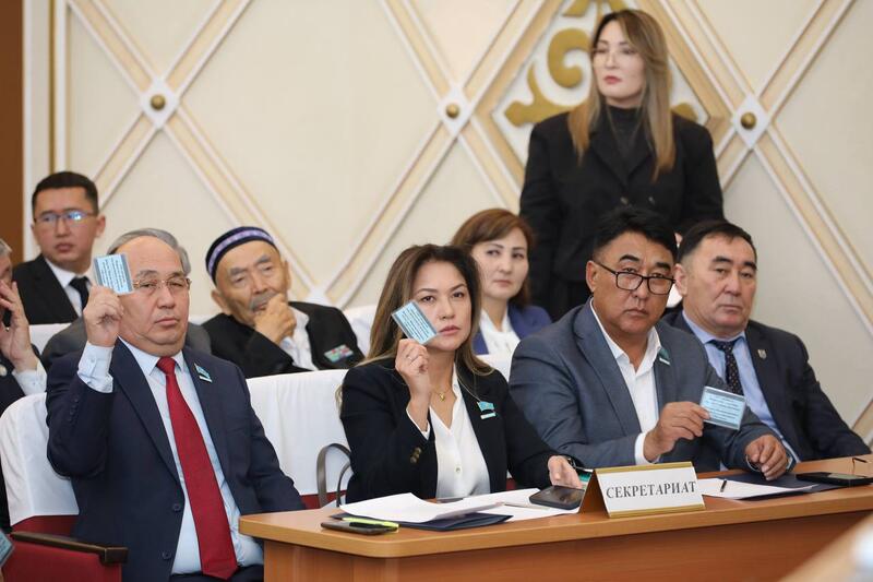 Направления развития Мангистау обсудили на сессии маслихата