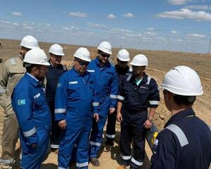 В Атырау обсудили ход строительства газоперерабатывающего завода