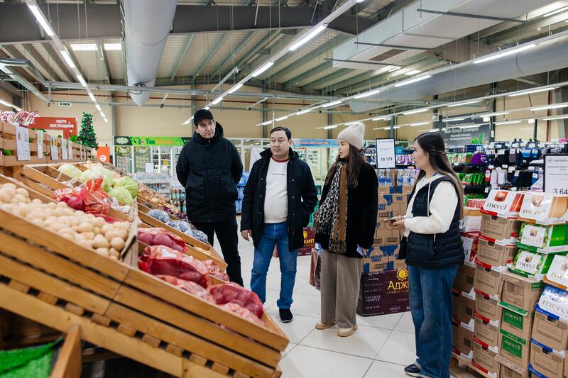 В Атырау проведён мониторинг цен на социально значимые товары