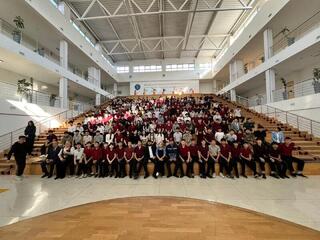 Известные жители столицы вместе с полицейскими рассказывают о вреде наркотиков молодежи Астаны