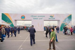 Более 600 тонн продукции представили аграрии Кызылординской и Атырауской областей на ярмарке в Астане