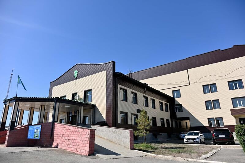 В центральной больнице Кокпектинского района продолжается капитальный ремонт