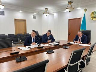 В Казахстане разрабатывают меры по улучшению системы вывоза отходов в селах