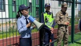 «Письмо – водителю»: как школьники Караганды напомнили взрослым о безопасности на дорогах