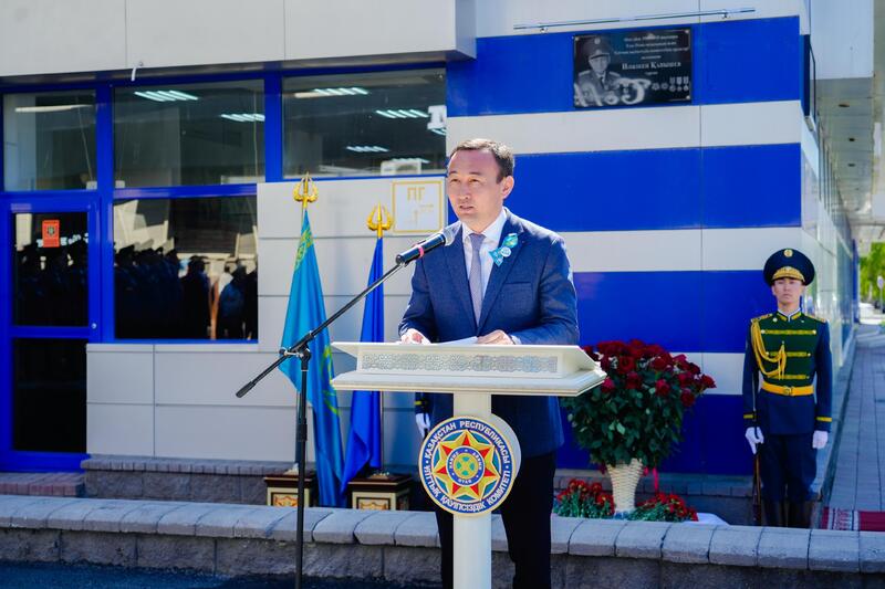 Мемориальную доску ветерану ВОВ Нажикену Капышеву установили в Астане