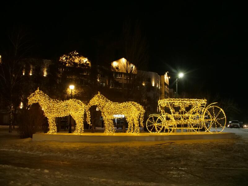 Сквер на месте пустыря и десятки тысяч новых деревьев появились в столичном районе Байконыр в 2025 году
