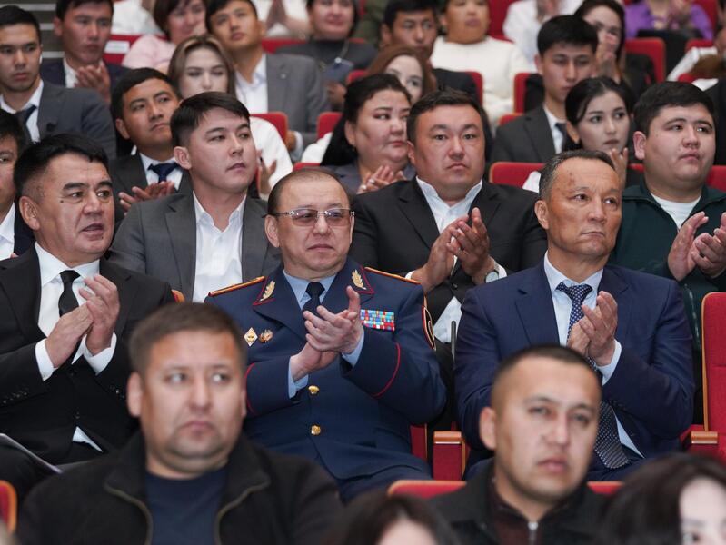 «ЗАҢ МЕН ТӘРТІП»: В ТУРКЕСТАНЕ ПРОШЕЛ ОБЛАСТНОЙ ФОРУМ ЛИДЕРОВ «ОБРАЗОВАННАЯ МОЛОДЕЖЬ – БУДУЩЕЕ СТРАНЫ»